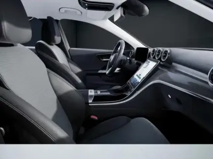 Photo 12 Mercedes Classe C  220 d 4MATIC Berline 