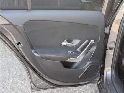 Photo 16 Mercedes Classe A 250 e Hybrid EQ 