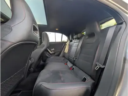 Photo 17 Mercedes Classe A 250 e Hybrid EQ 