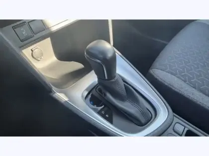 Photo 23 Toyota Yaris Hybride 1.5 HYBRID 116H DYNAMIC BUSINESS