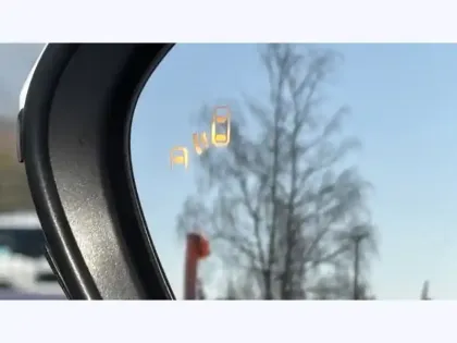 Photo 25 Toyota Yaris Hybride 1.5 HYBRID 116H DYNAMIC BUSINESS