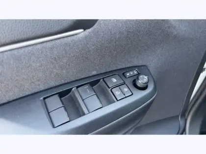 Photo 17 Toyota Yaris Hybride 1.5 HYBRID 116H DYNAMIC BUSINESS