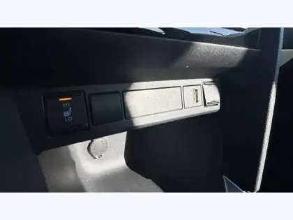 Photo 22 Toyota Yaris Hybride 1.5 HYBRID 116H DYNAMIC BUSINESS