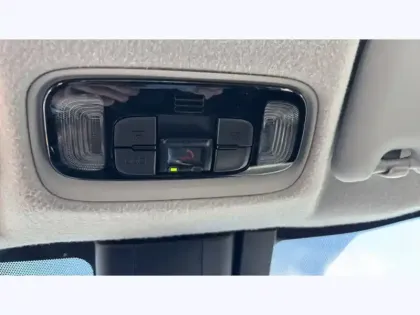 Photo 18 Toyota Yaris Hybride 1.5 HYBRID 116H DYNAMIC BUSINESS