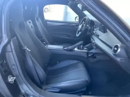 Photo 38 Mazda Mx-5 Gén. III Ph1 Evo Exclusive-Line 2