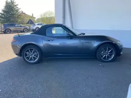 Photo 37 Mazda Mx-5 Gén. III Ph1 Evo Exclusive-Line 2