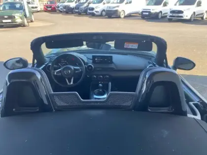 Photo 26 Mazda Mx-5 Gén. III Ph1 Evo Exclusive-Line 2