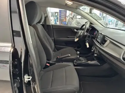 Photo 41 Kia Rio Gén. IV Ph1 NG Urban Edition 5