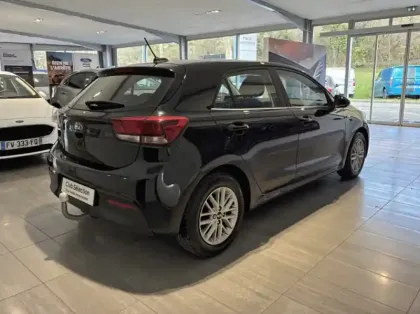 Photo 16 Kia Rio Gén. IV Ph1 NG Urban Edition 5