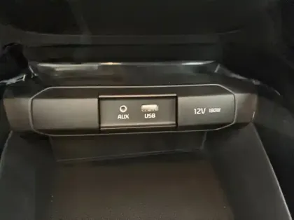 Photo 36 Kia Rio Gén. IV Ph1 NG Urban Edition 5