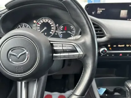 Photo 16 Mazda Mazda3 2.0 e-SKYACTIV-X M-Hybrid 186ch Exclusive BVA 2022