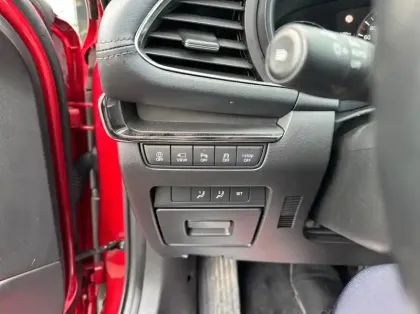 Photo 18 Mazda Mazda3 2.0 e-SKYACTIV-X M-Hybrid 186ch Exclusive BVA 2022