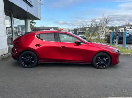 Photo 22 Mazda Mazda3 2.0 e-SKYACTIV-X M-Hybrid 186ch Exclusive BVA 2022