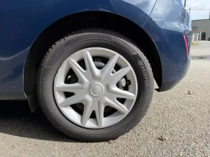 Photo 22 Ford Fiesta 1.1 85ch Cool & Connect 3p + Radars de recul