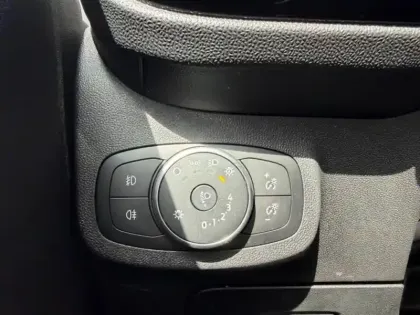 Photo 13 Ford Fiesta 1.1 85ch Cool & Connect 3p + Radars de recul