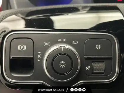 Photo 21 Mercedes Classe A 200 Berline AMG Line Lin