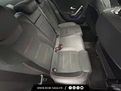 Photo 12 Mercedes Classe A 200 Berline AMG Line Lin