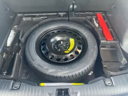 Photo 15 Ford Kuga 2.5 Duratec 190ch FHEV E85 ST-Line BVA