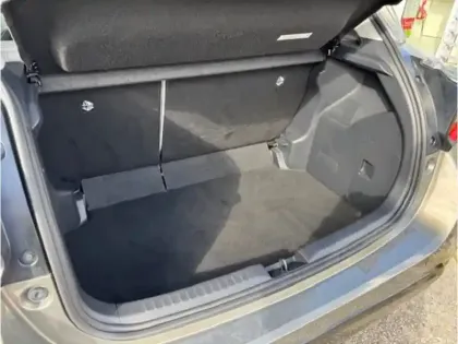 Photo 9 Toyota Yaris Hybride 116h Iconic