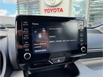 Photo 24 Toyota Yaris Hybride 116h Iconic