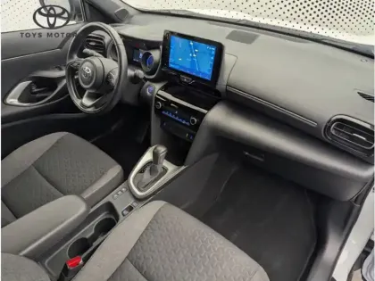 Photo 10 Toyota Yaris Hybride 1.5 HYBRID 116H DESIGN PACK CARGO