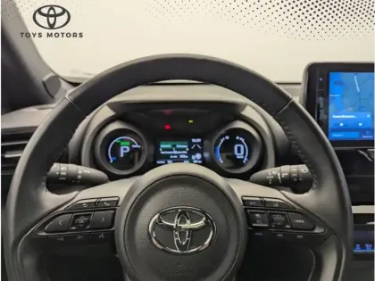 Photo 18 Toyota Yaris Hybride 1.5 HYBRID 116H DESIGN PACK CARGO