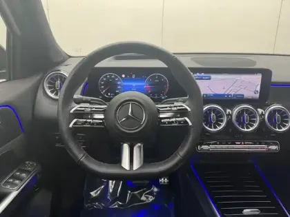 Photo 18 Mercedes GLB 200 d AMG Line