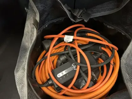 Photo 11 Toyota Prius Hybride Rechargeable 223ch Design + Toit pa