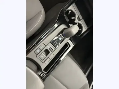 Photo 17 Toyota Prius Hybride Rechargeable 223ch Design + Toit pa