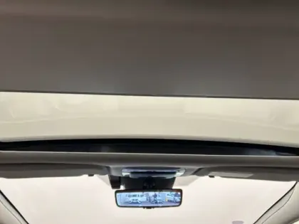 Photo 24 Toyota Prius Hybride Rechargeable 223ch Design + Toit pa