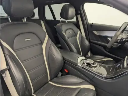 Photo 33 Mercedes Classe C 63 S AMG