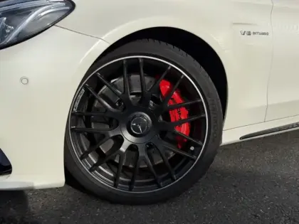 Photo 6 Mercedes Classe C 63 S AMG
