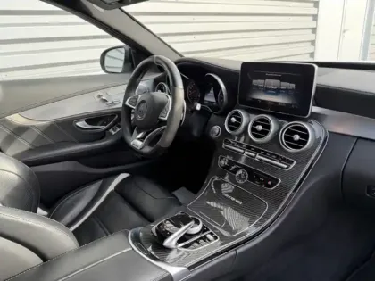 Photo 16 Mercedes Classe C 63 S AMG