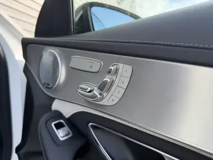 Photo 15 Mercedes Classe C 63 S AMG