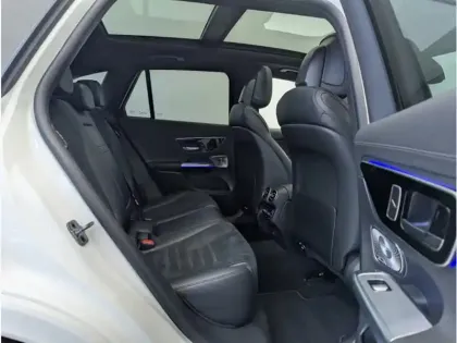 Photo 15 Mercedes Classe GLC SUV 220 d 4MATIC AMG Line