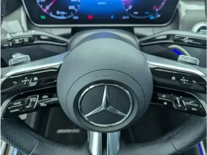 Photo 29 Mercedes Classe GLC SUV 220 d 4MATIC AMG Line