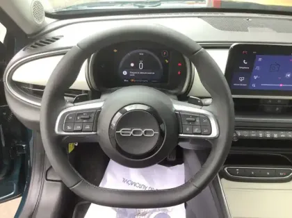 Photo 17 Fiat 600 Nouvelle 1.2 Hybrid 100ch DCT6 La Prima - 5P