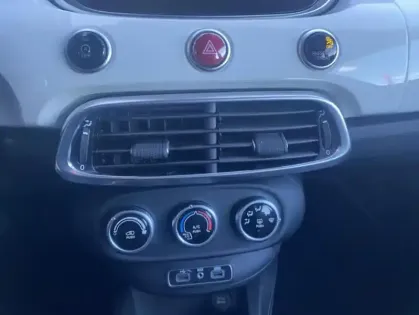 Photo 8 Fiat 500 1.0 FFly T T3 120ch City Cross