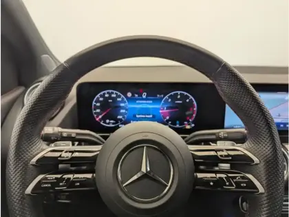 Photo 14 Mercedes Classe B 200 d AMG Line