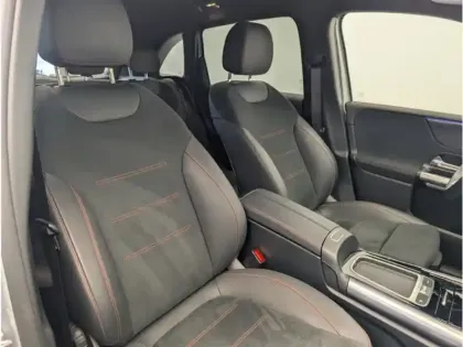 Photo 7 Mercedes Classe B 200 d AMG Line