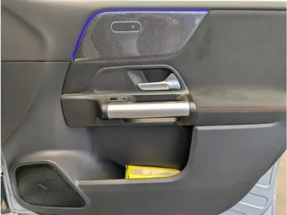 Photo 20 Mercedes Classe B 200 d AMG Line