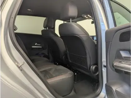 Photo 21 Mercedes Classe B 200 d AMG Line