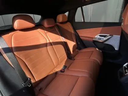 Photo 56 Mercedes Classe GLC SUV 400 4M avec technologie EQ AMG Line