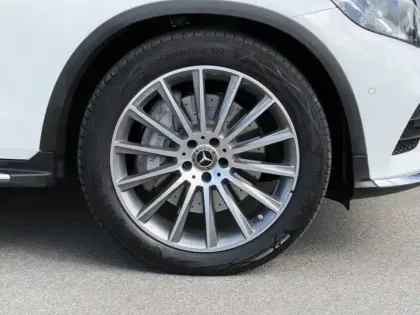 Photo 10 Mercedes Classe GLC 220 d 4MATIC Sportline