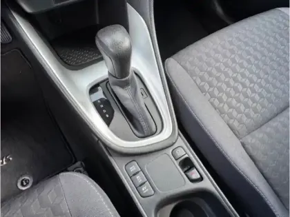 Photo 16 Toyota Yaris Hybride 116h Dynamic