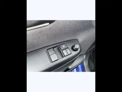 Photo 13 Toyota Yaris Hybride 116h Dynamic