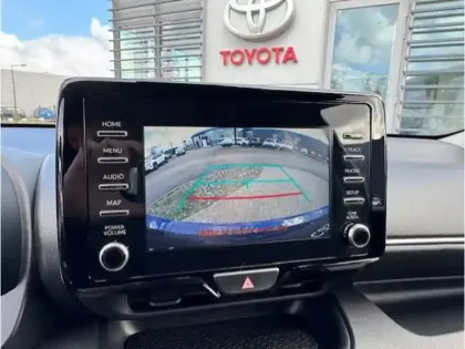 Photo 19 Toyota Yaris Hybride 116h Dynamic