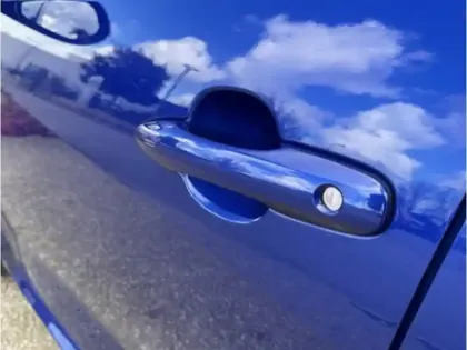 Photo 17 Toyota Yaris Hybride 116h Dynamic