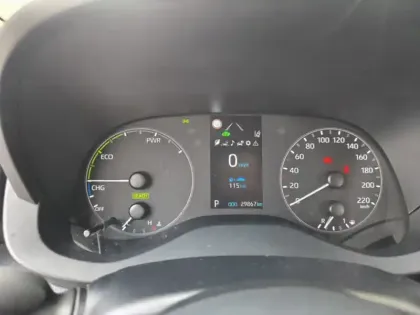 Photo 13 Toyota Yaris Hybride 116h Dynamic