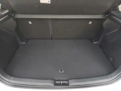 Photo 6 Toyota Yaris Hybride 116h Dynamic